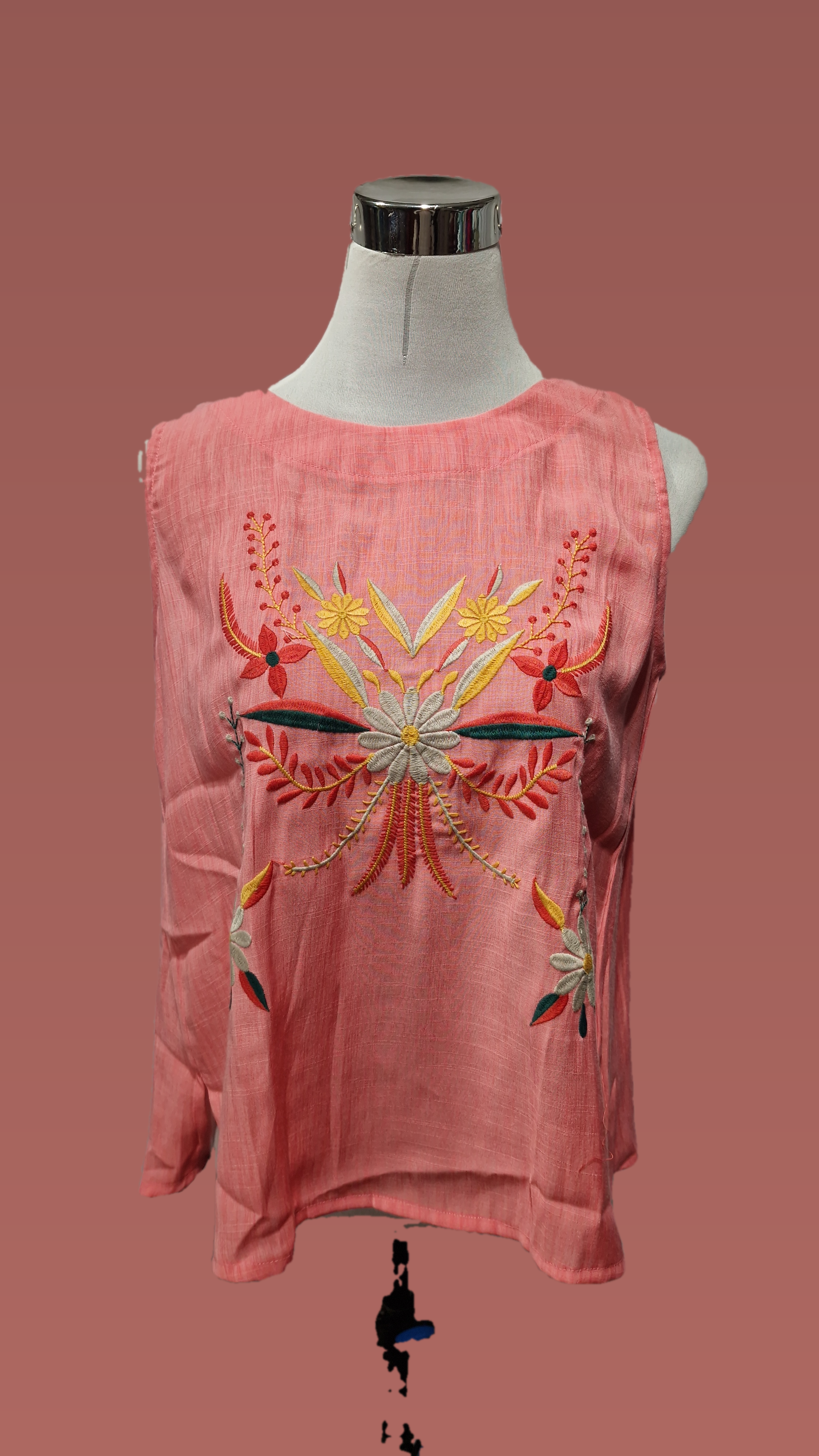 emb Sleeve less top Top