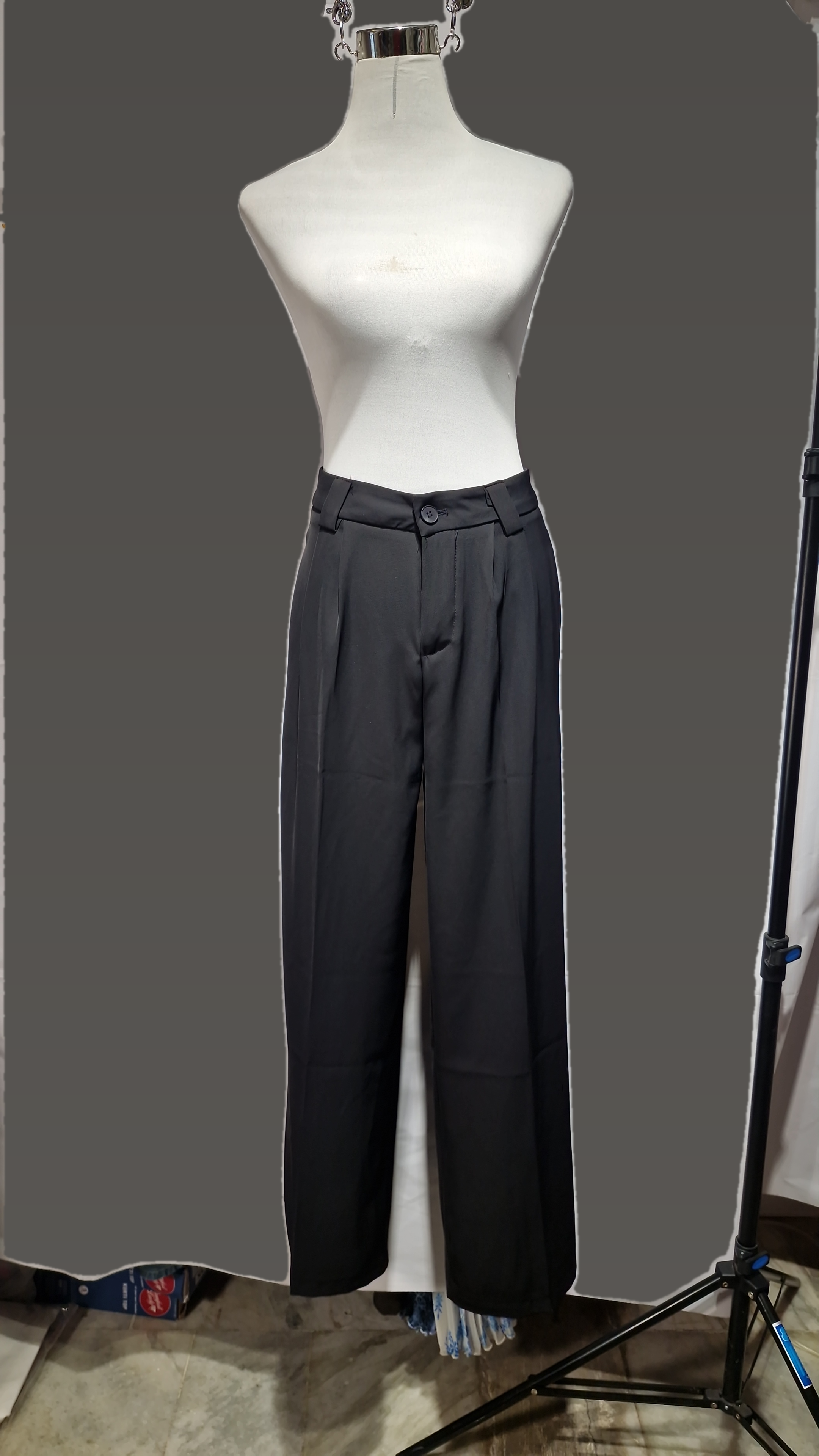 Korien Pleated Pant