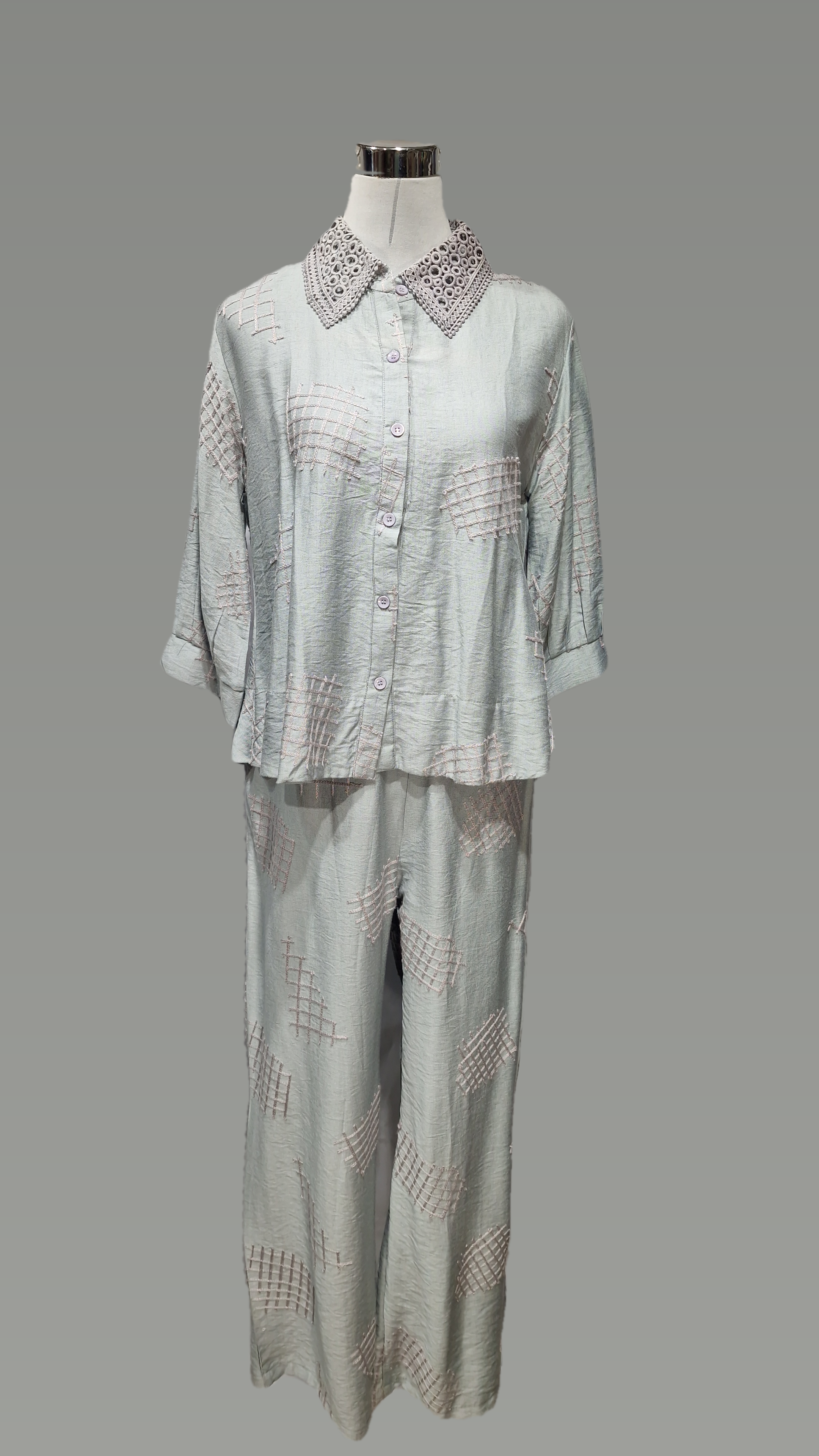 Co-ordEMB Collar FO Co-ord set