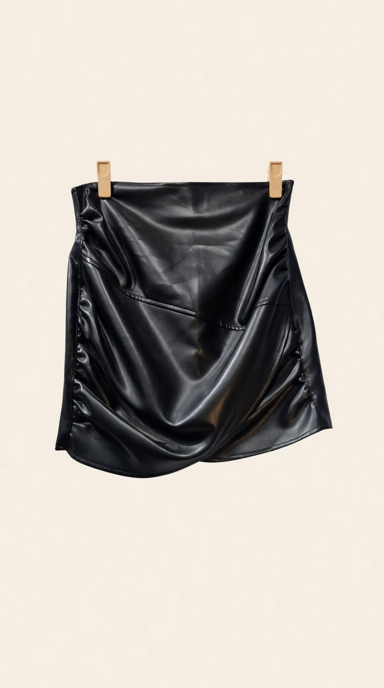 638 Faux Leather Black High waist Suede Skirt