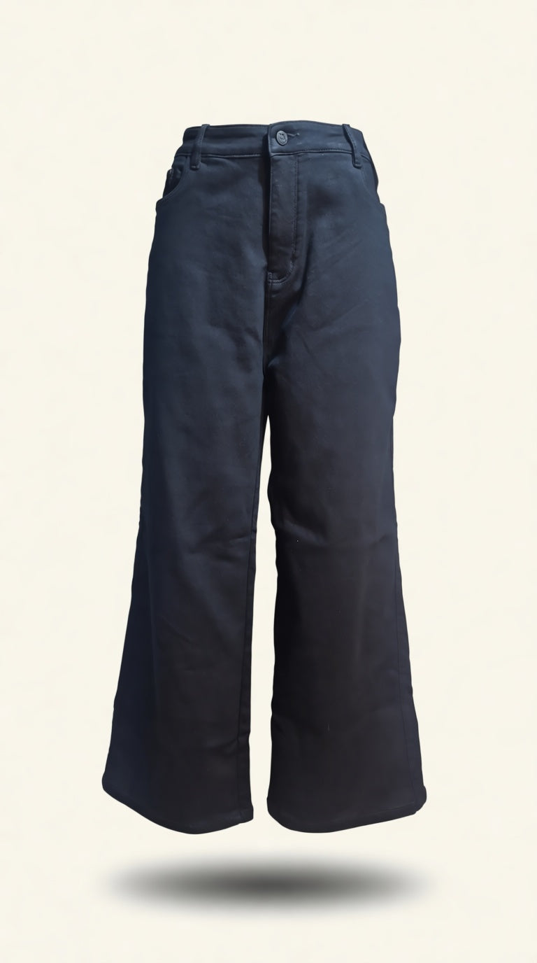 Black Straight fit
