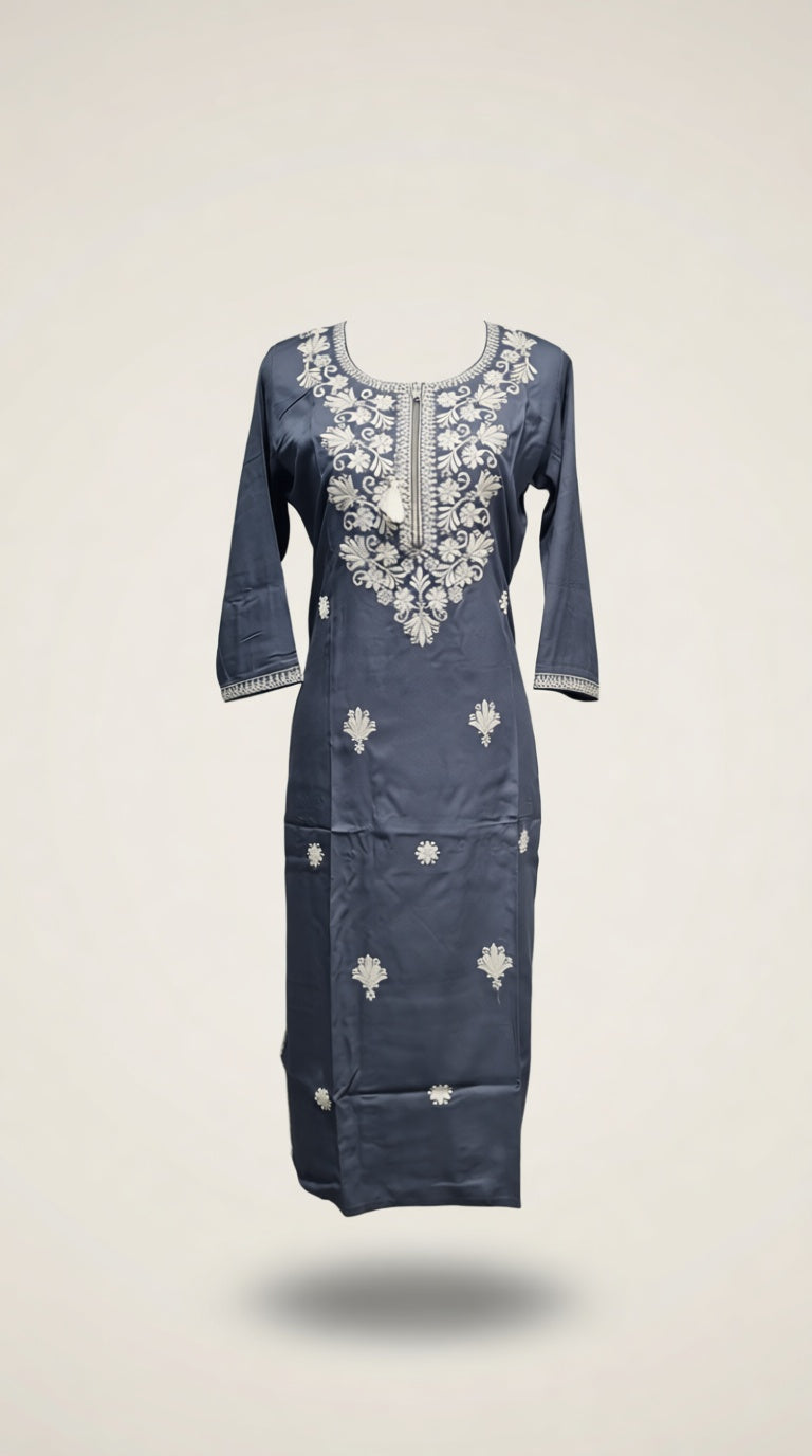 Contrasting Long Kurti
